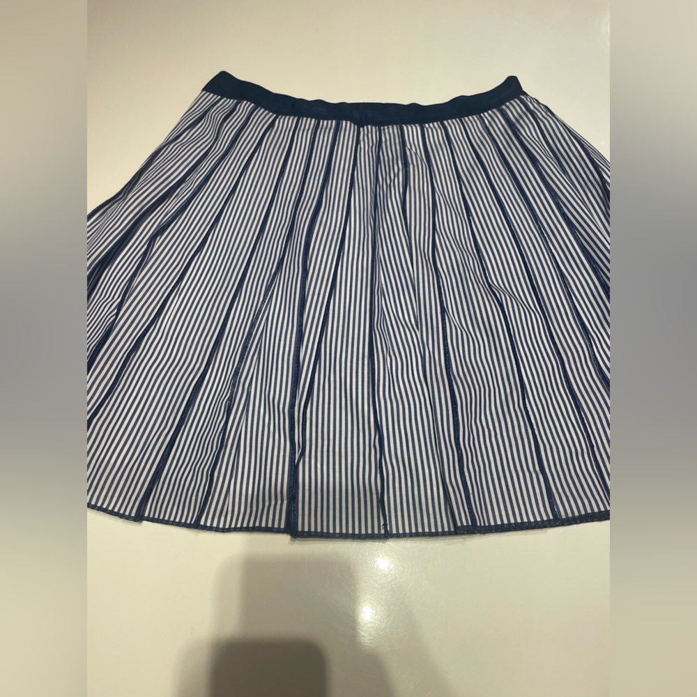 NWT Vineyard Vines Stripe Pleated Skirt, Blue